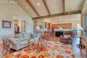 455 E Kings Deer Point