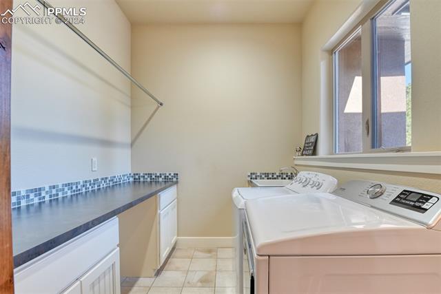 455 E Kings Deer Point