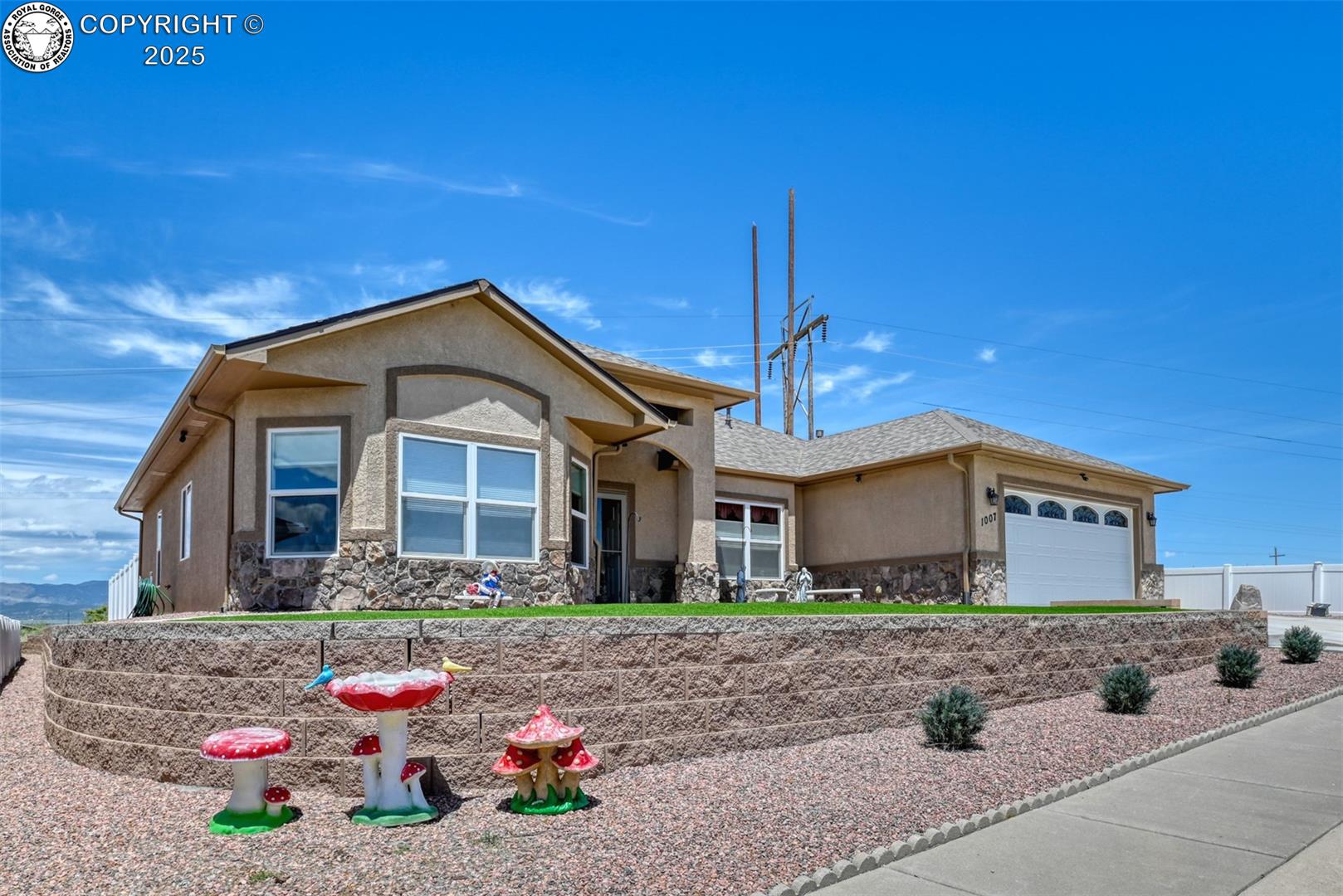 1007 Clyde Drive