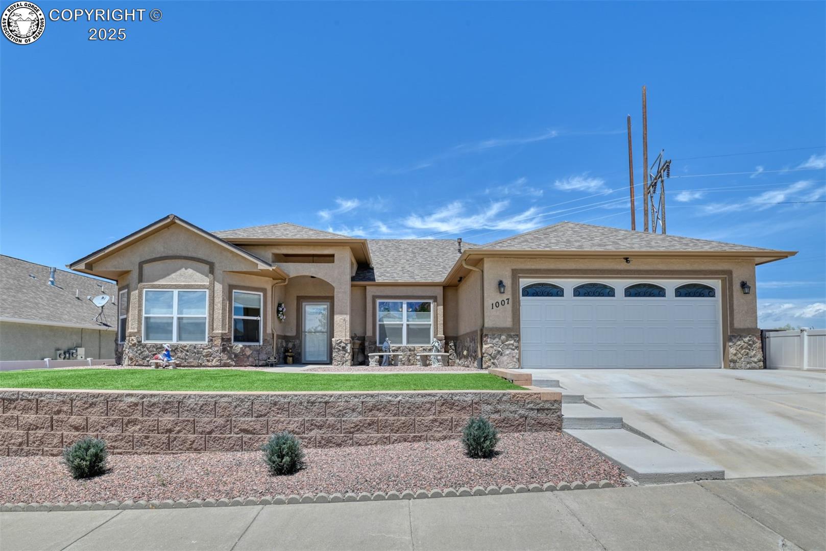 1007 Clyde Drive
