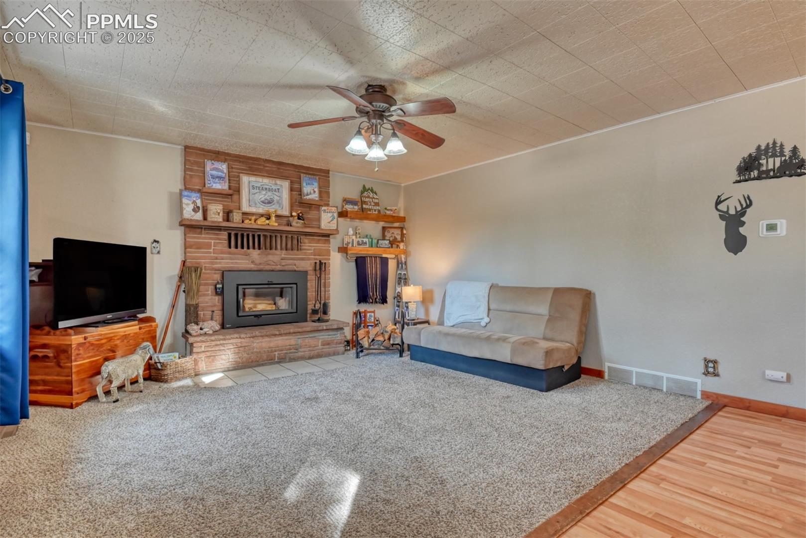281 Mesa Drive
