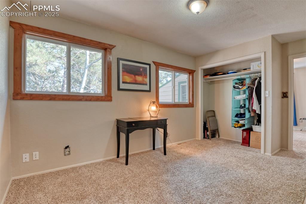 281 Mesa Drive