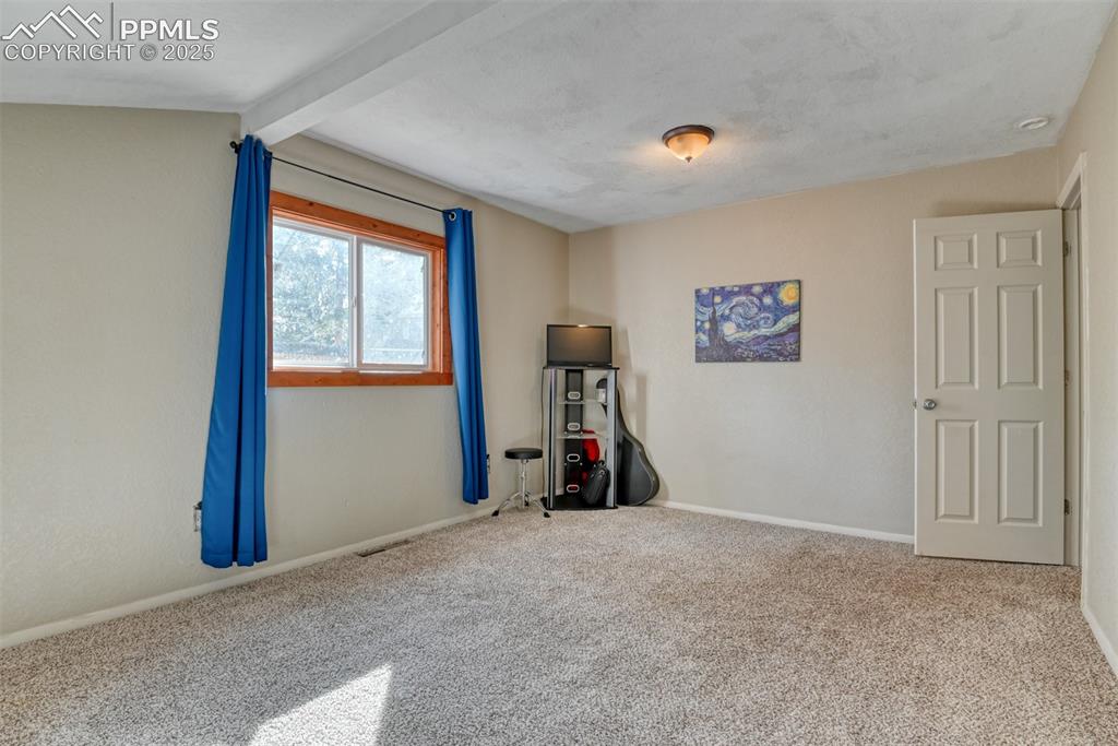 281 Mesa Drive
