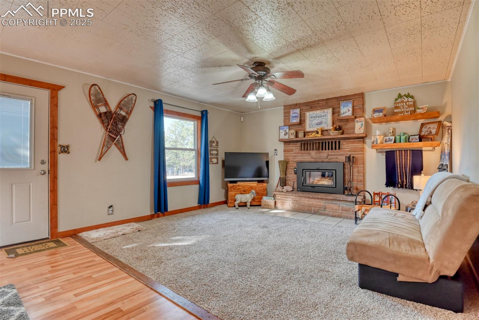 281 Mesa Drive