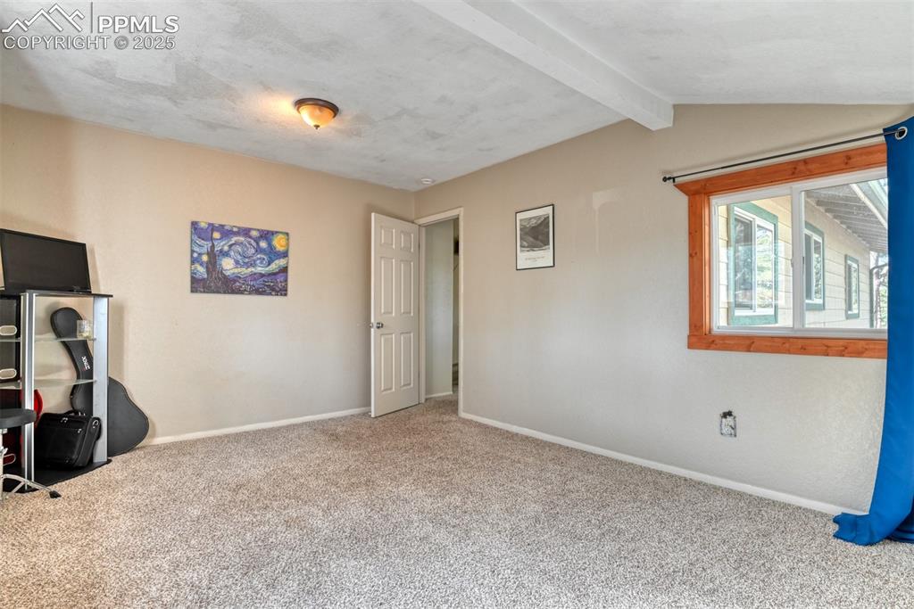 281 Mesa Drive