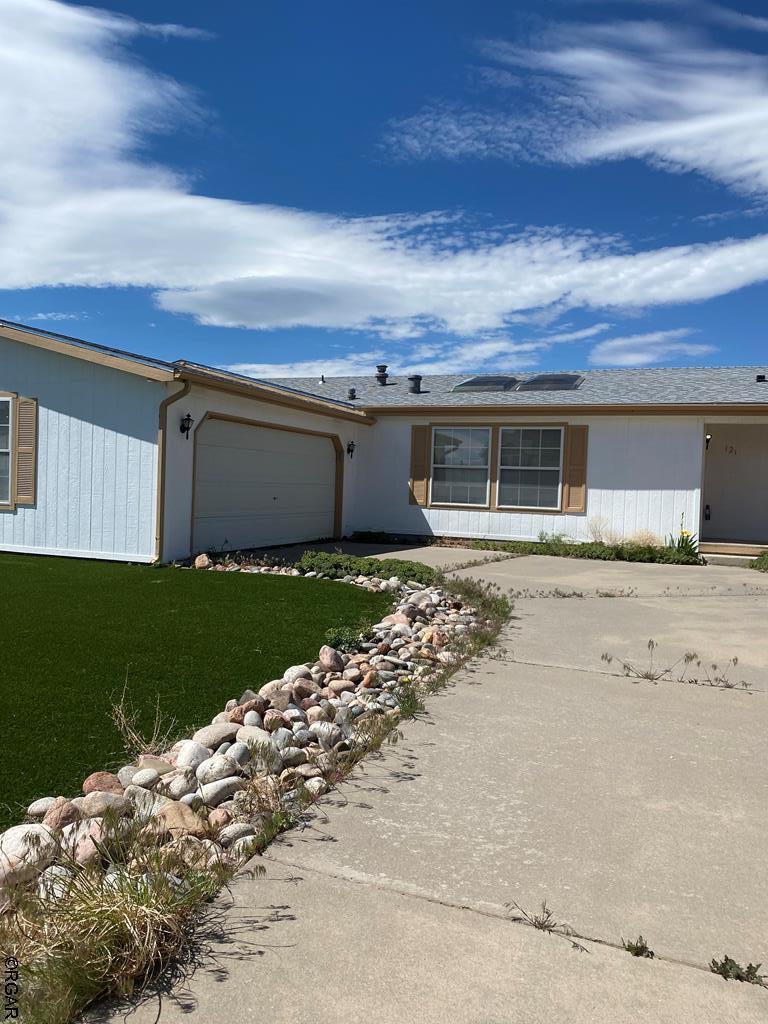 121 High Meadows Drive