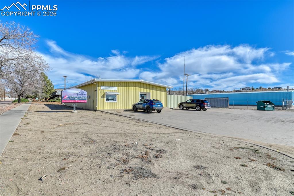 300 Dozier Avenue