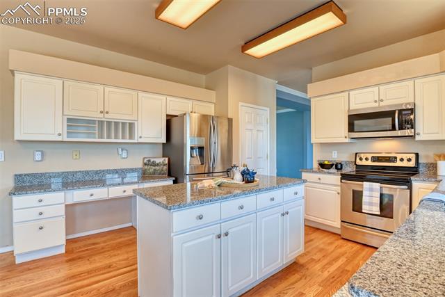 2555 Wimbleton Court