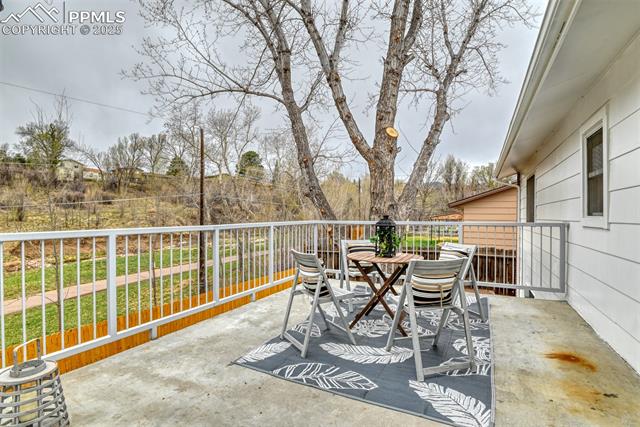 3909 Ellston Place