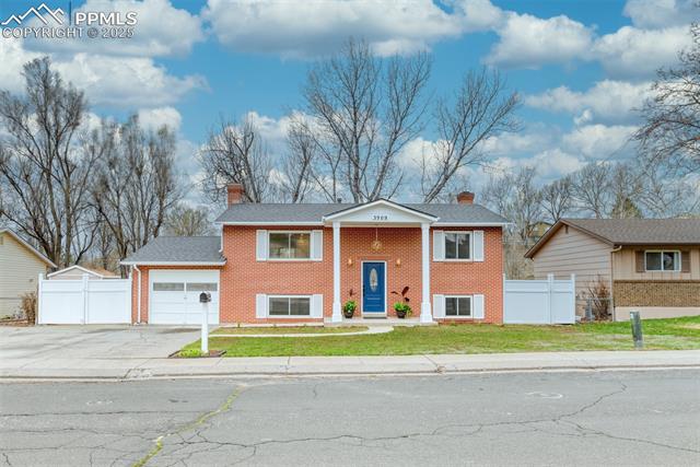 3909 Ellston Place