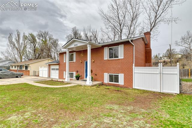 3909 Ellston Place