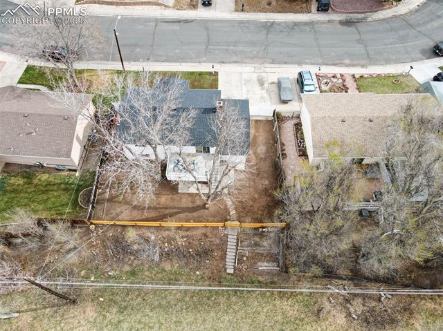 3909 Ellston Place
