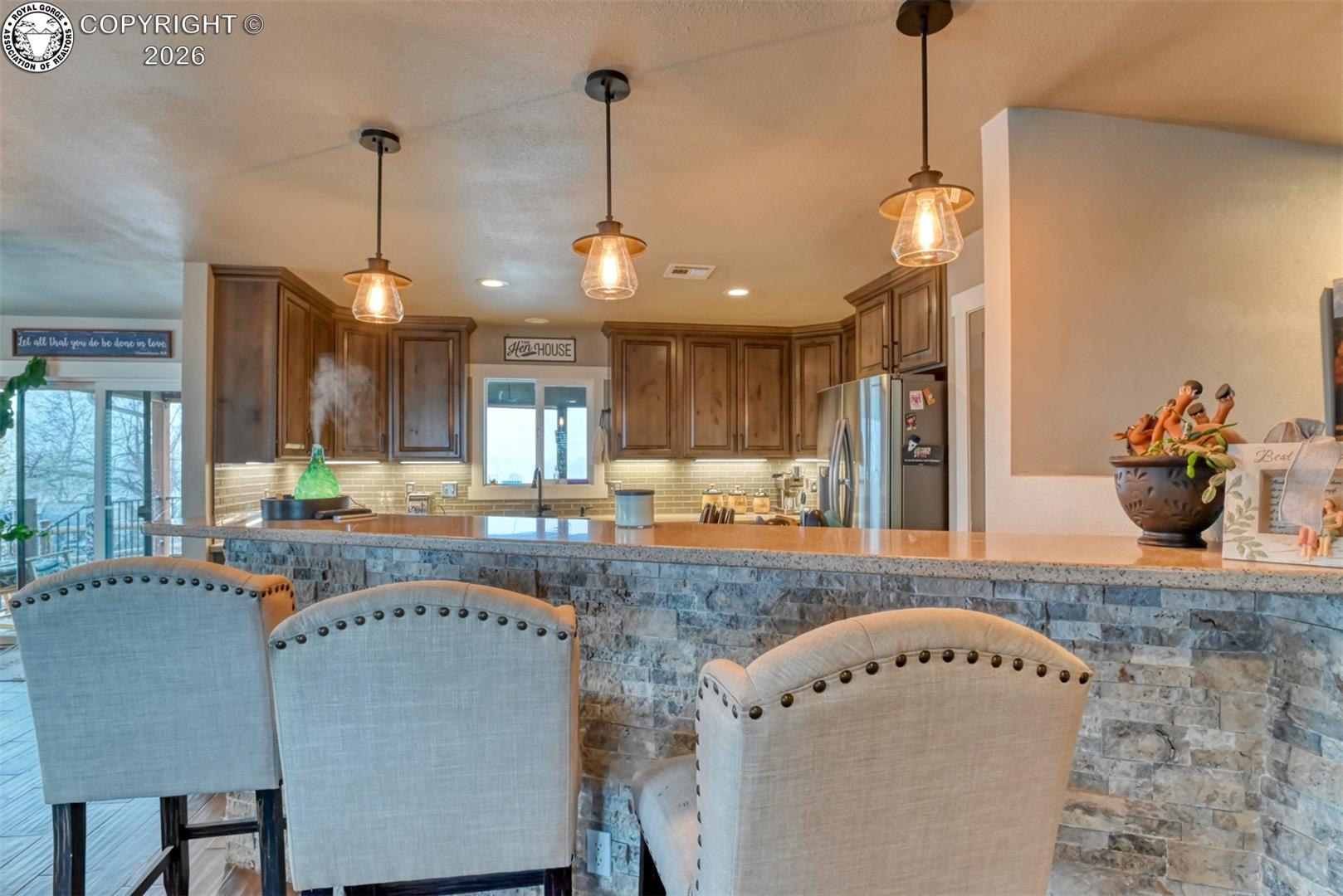 855 Marilyn Drive