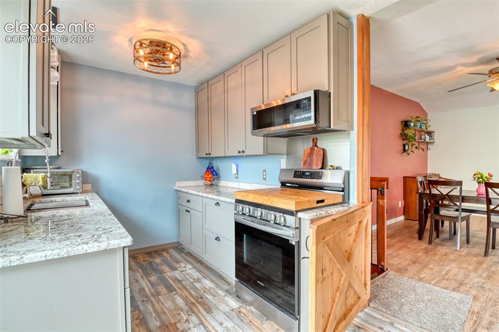 3315 Glade Court