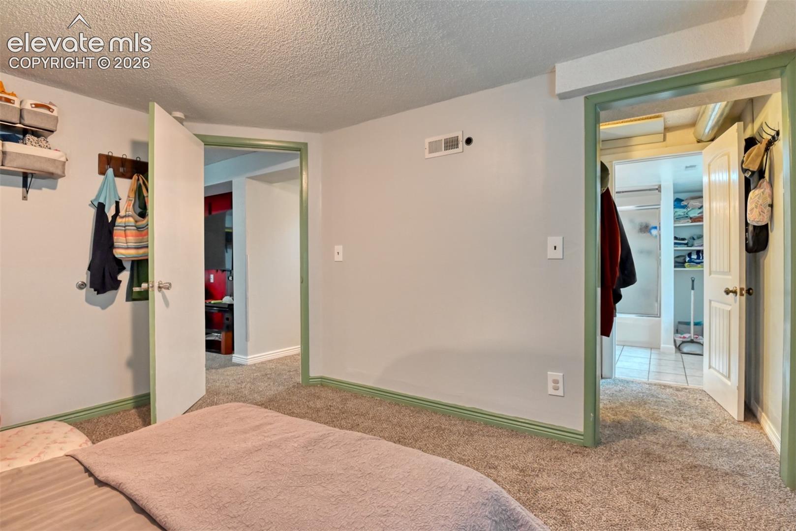 3315 Glade Court