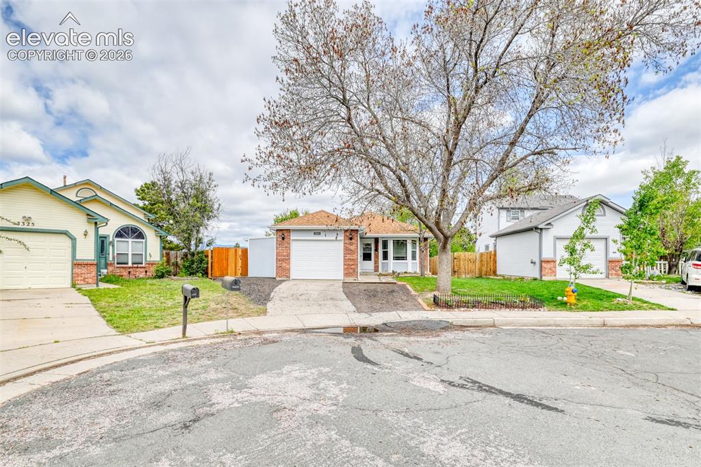3315 Glade Court