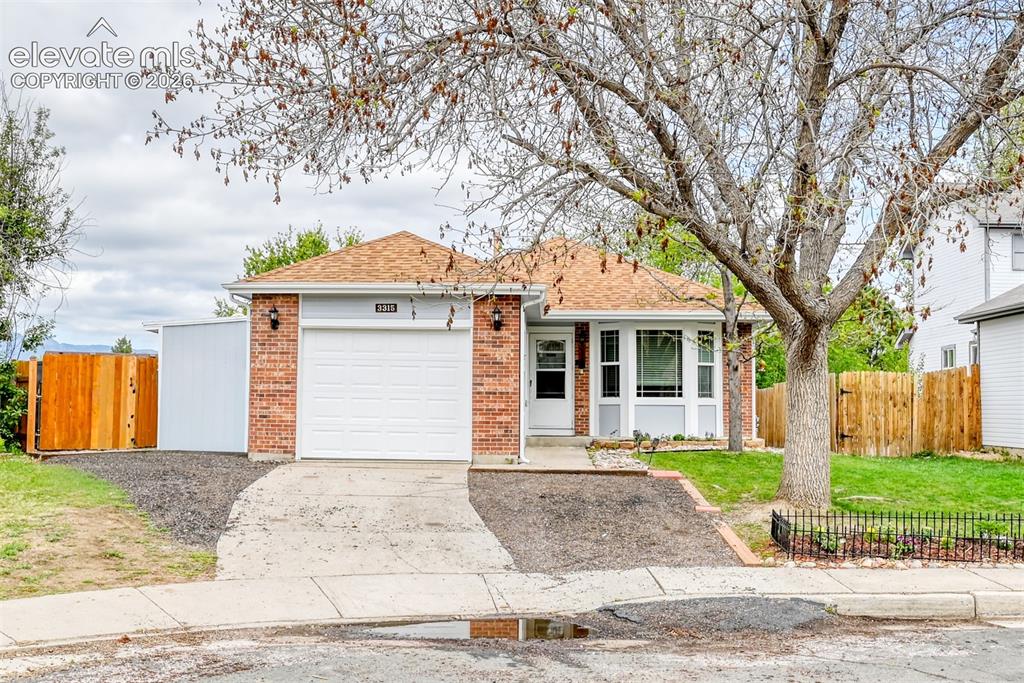 3315 Glade Court