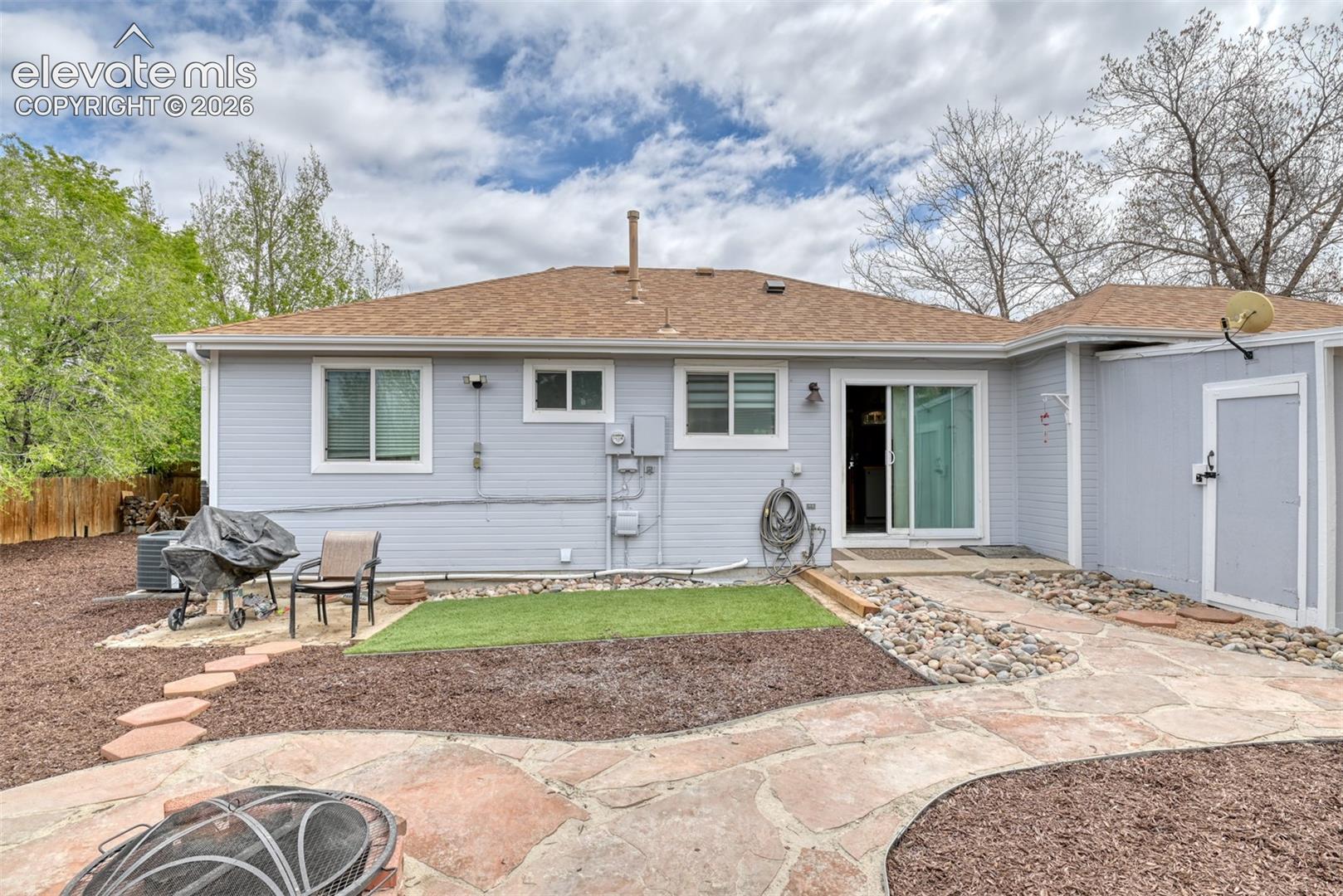 3315 Glade Court