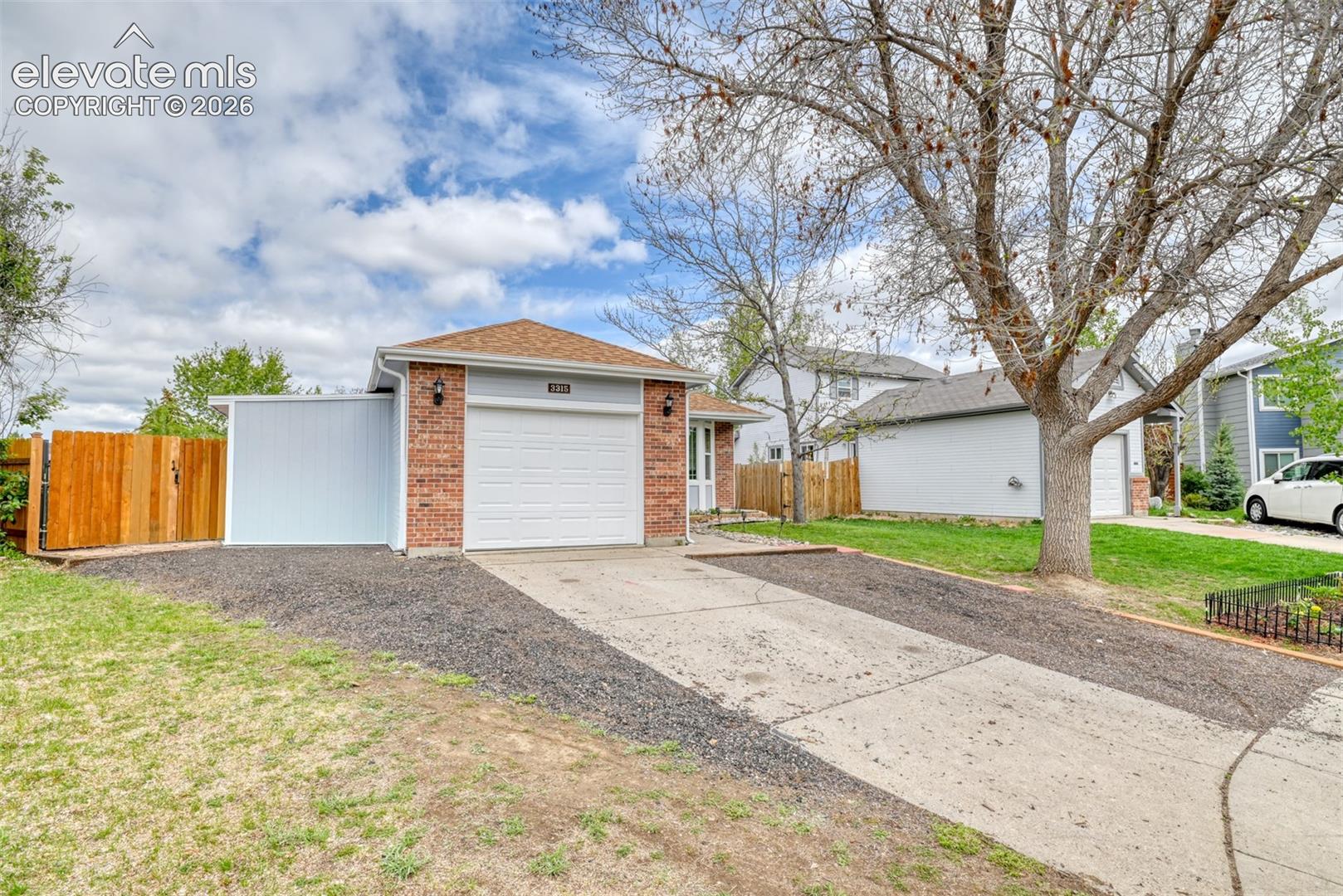 3315 Glade Court