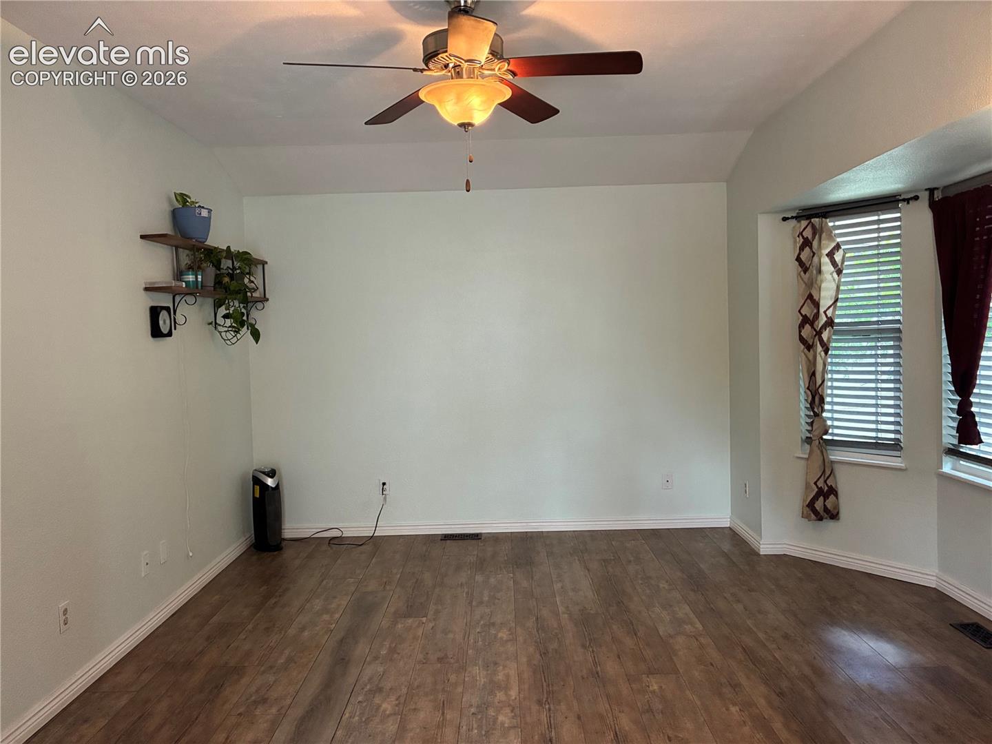 3315 Glade Court