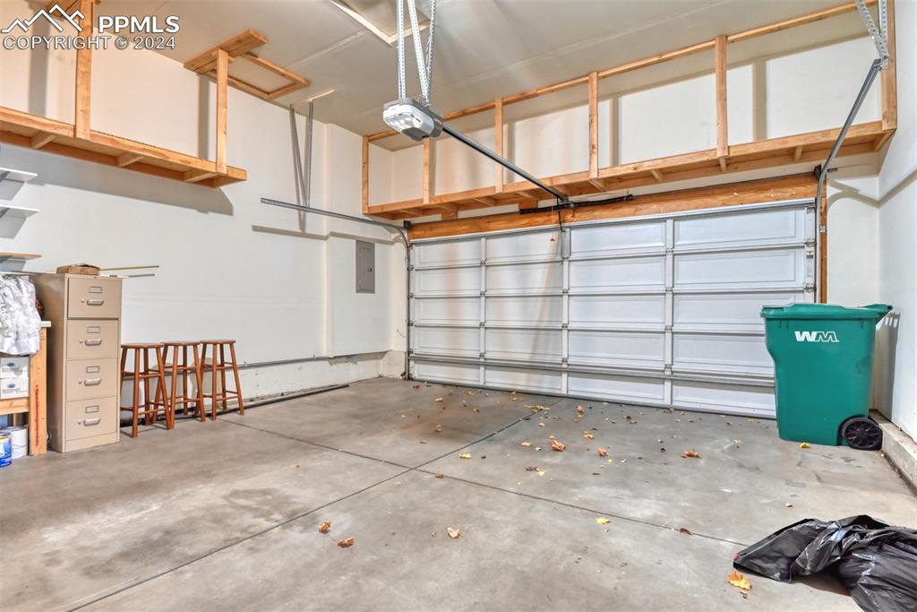 5055 Saddleback Heights