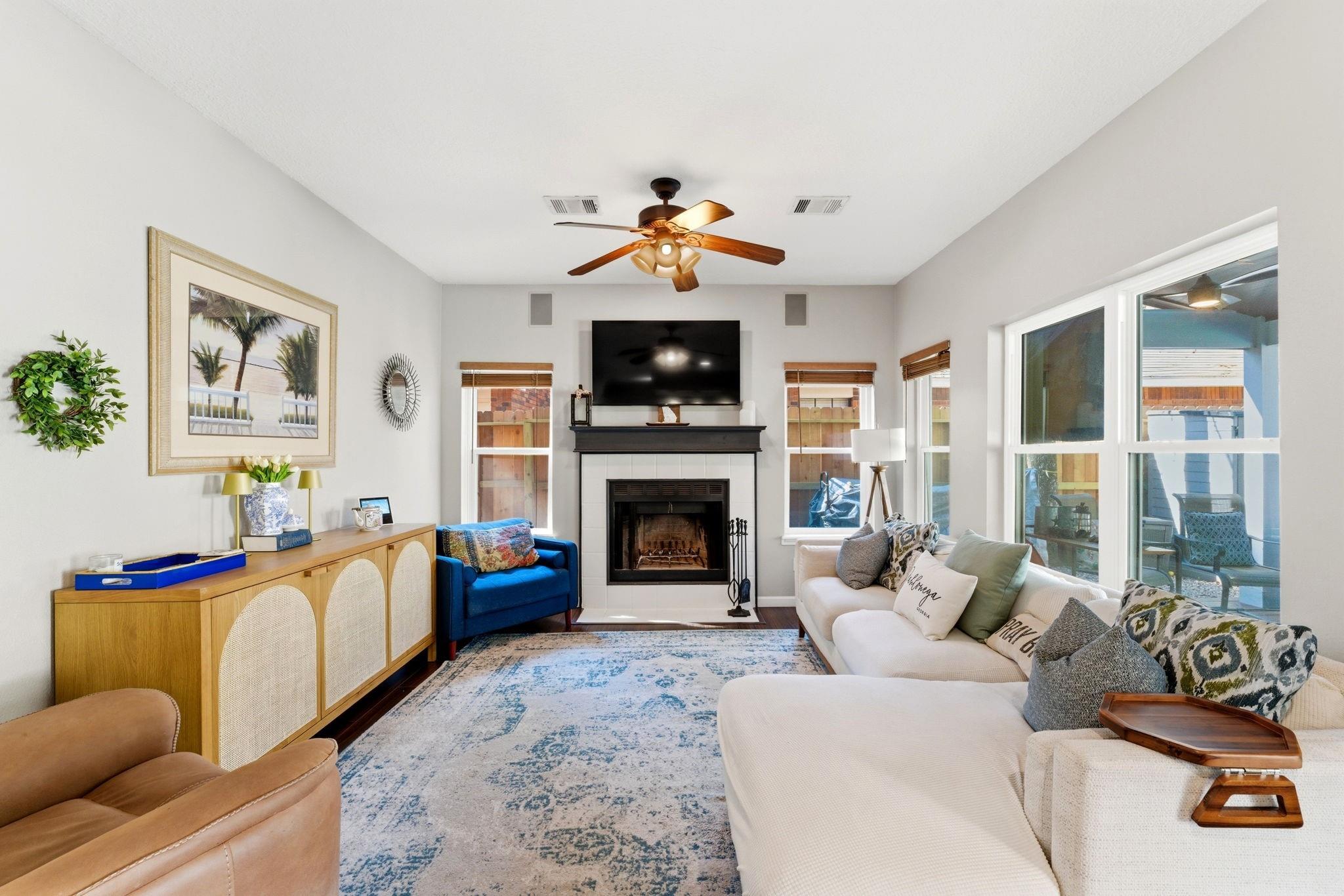 31 N Pathfinders Circle