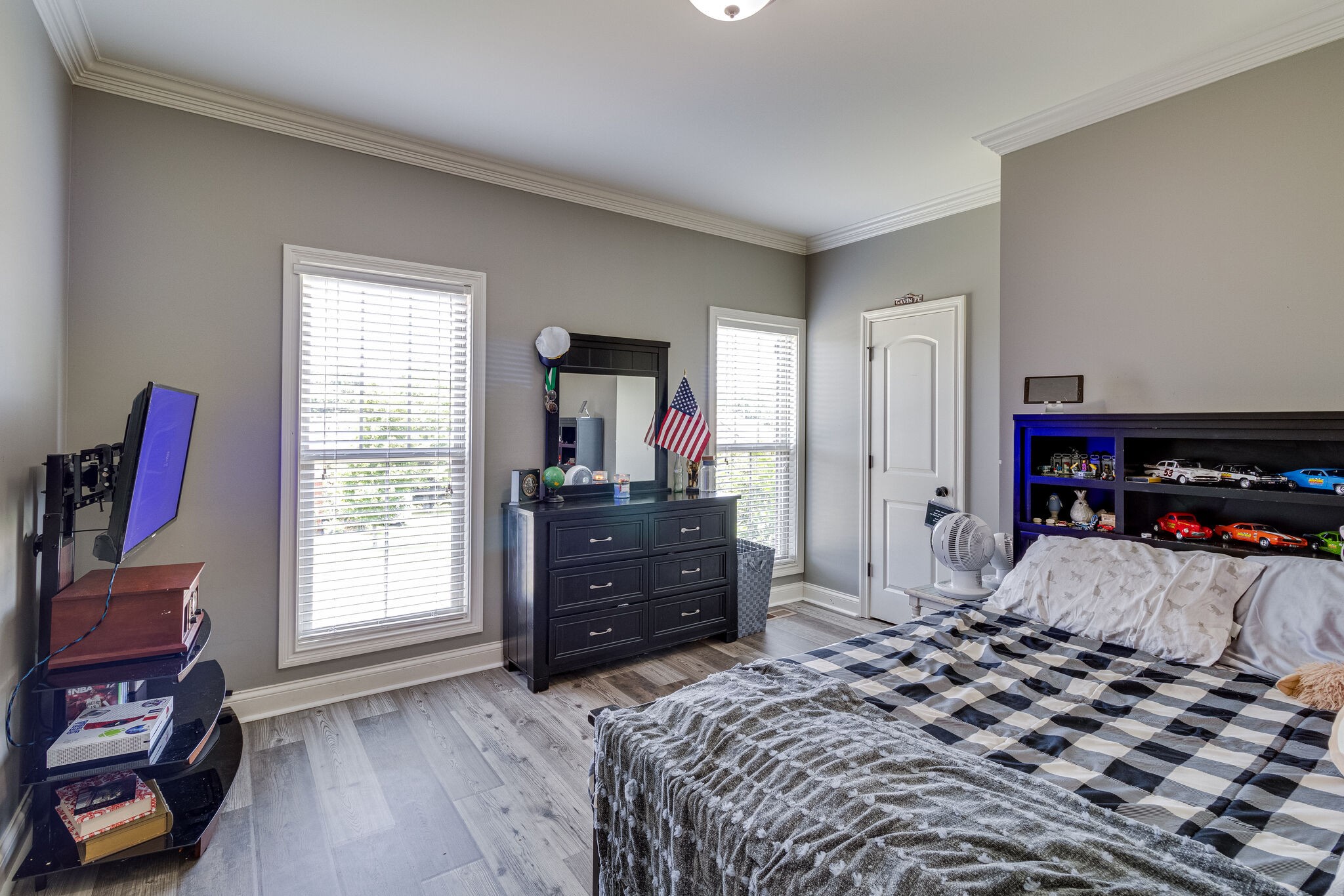 109 Hawthorne Valley