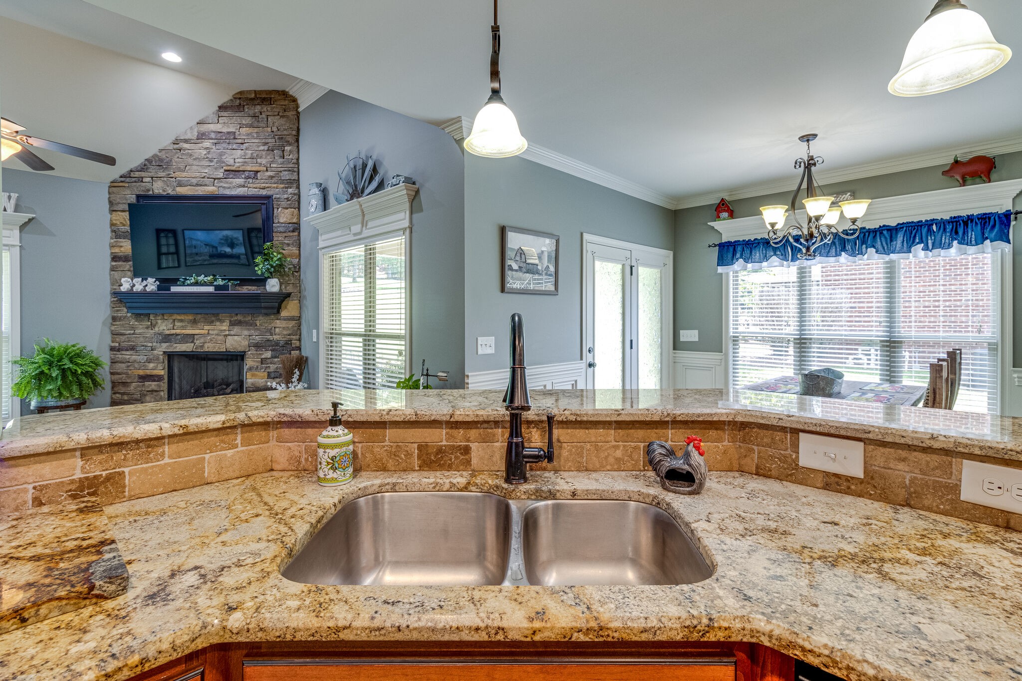 109 Hawthorne Valley