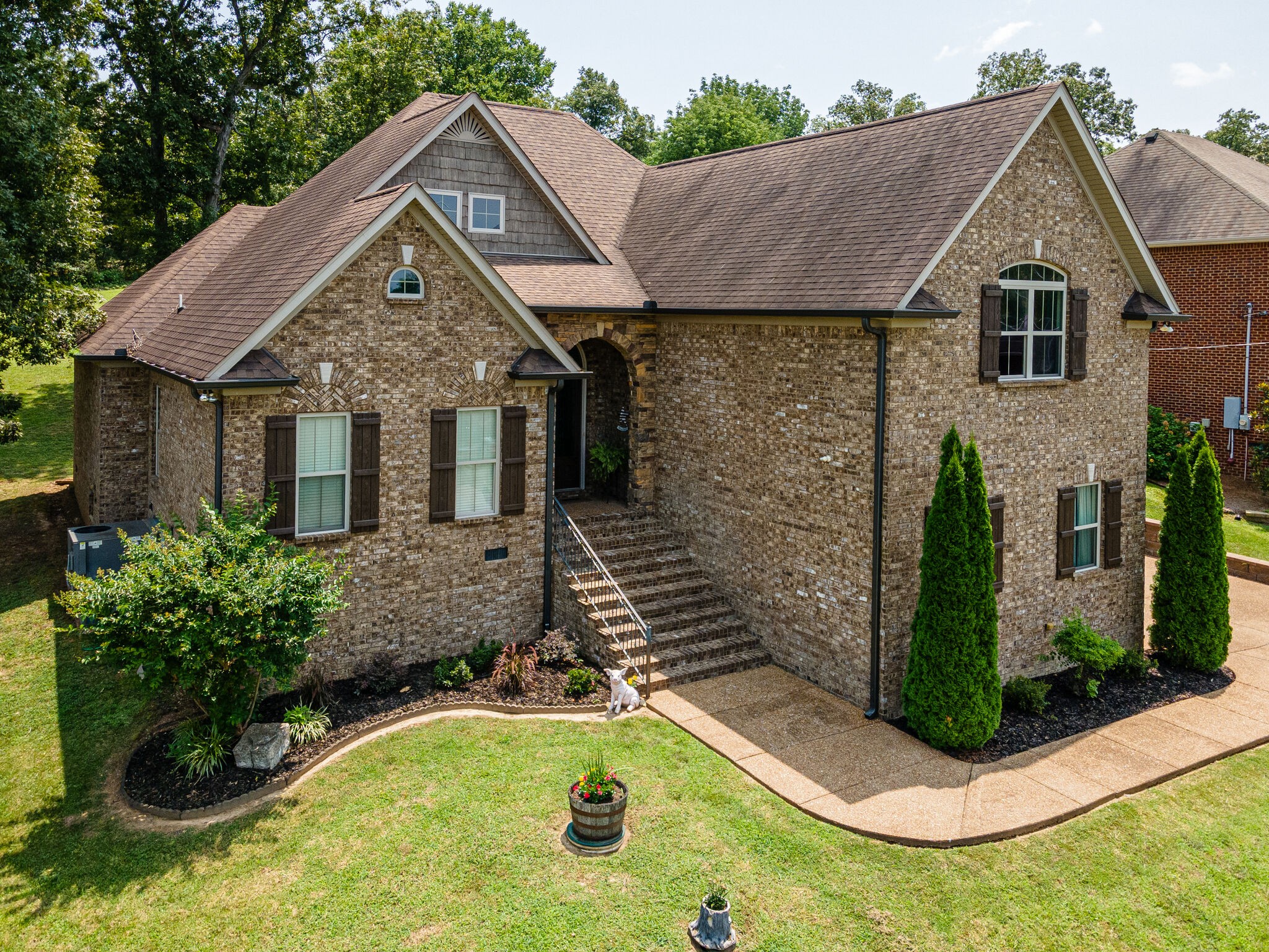 109 Hawthorne Valley