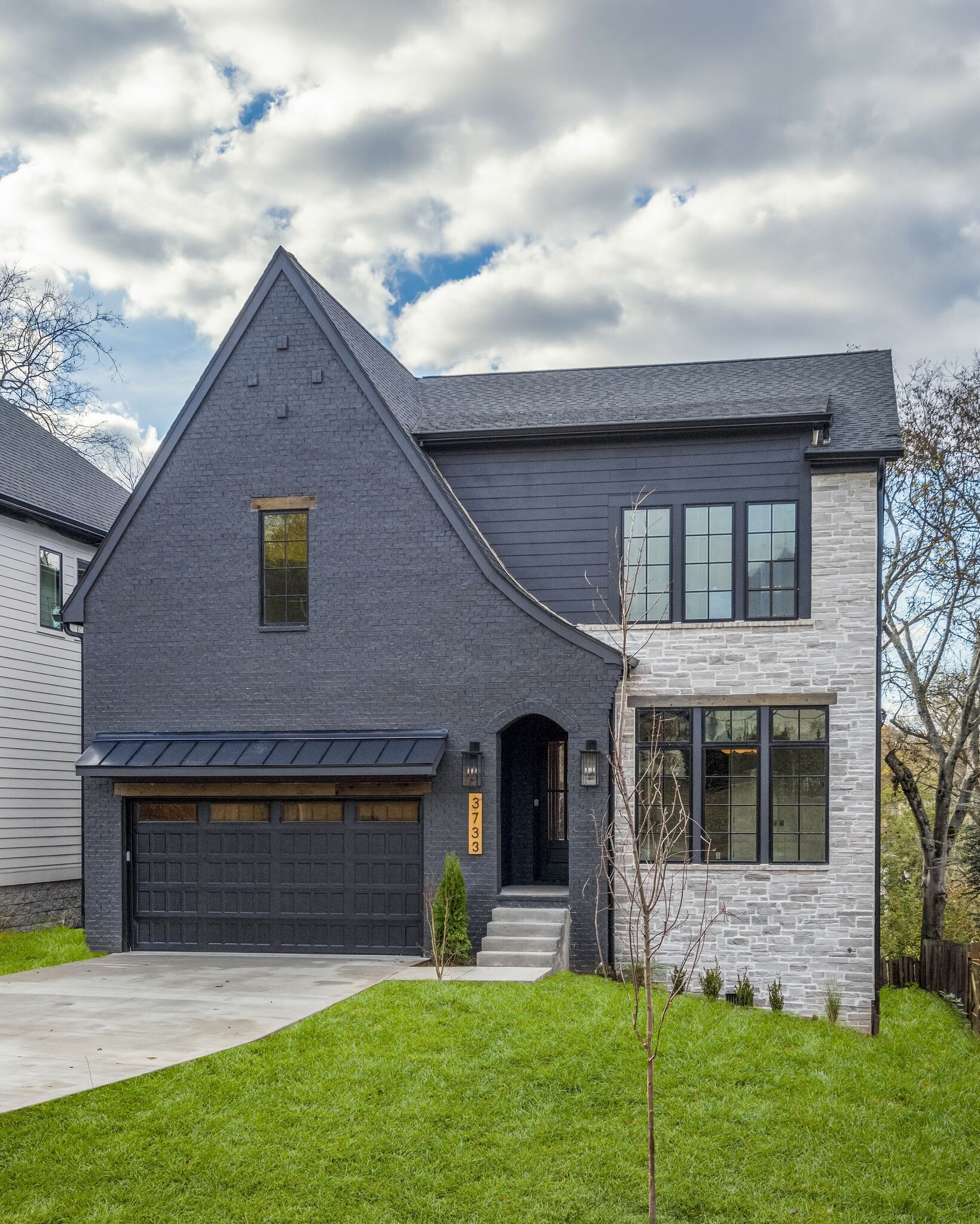 3733 Estes Rd