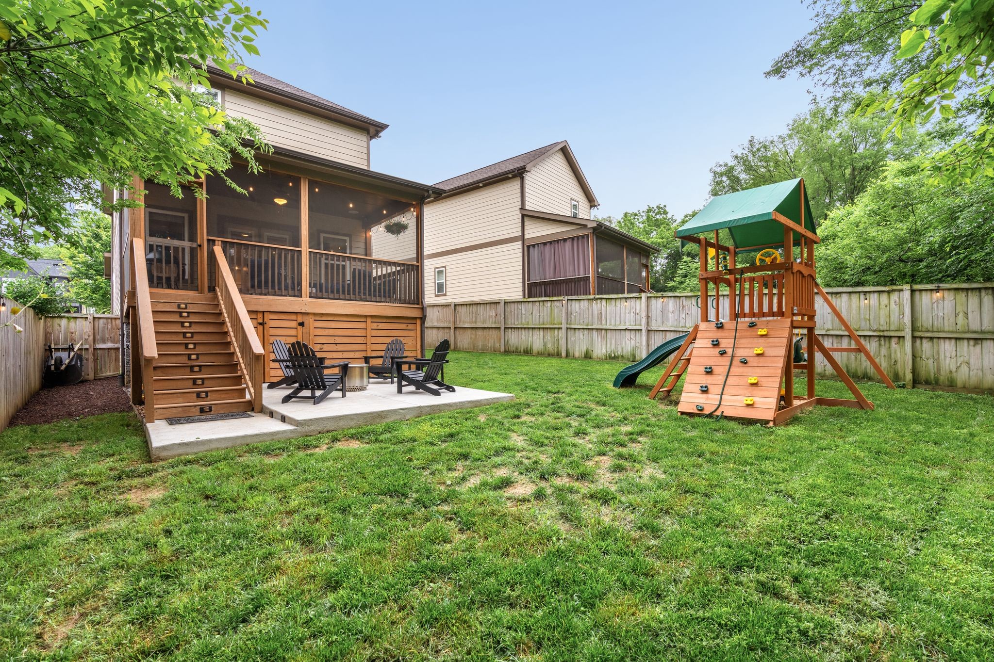 417B W Bend Dr