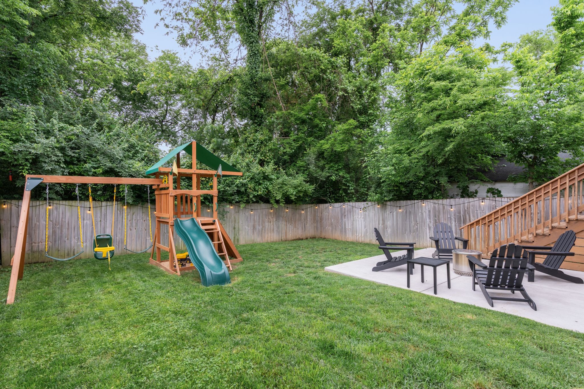 417B W Bend Dr