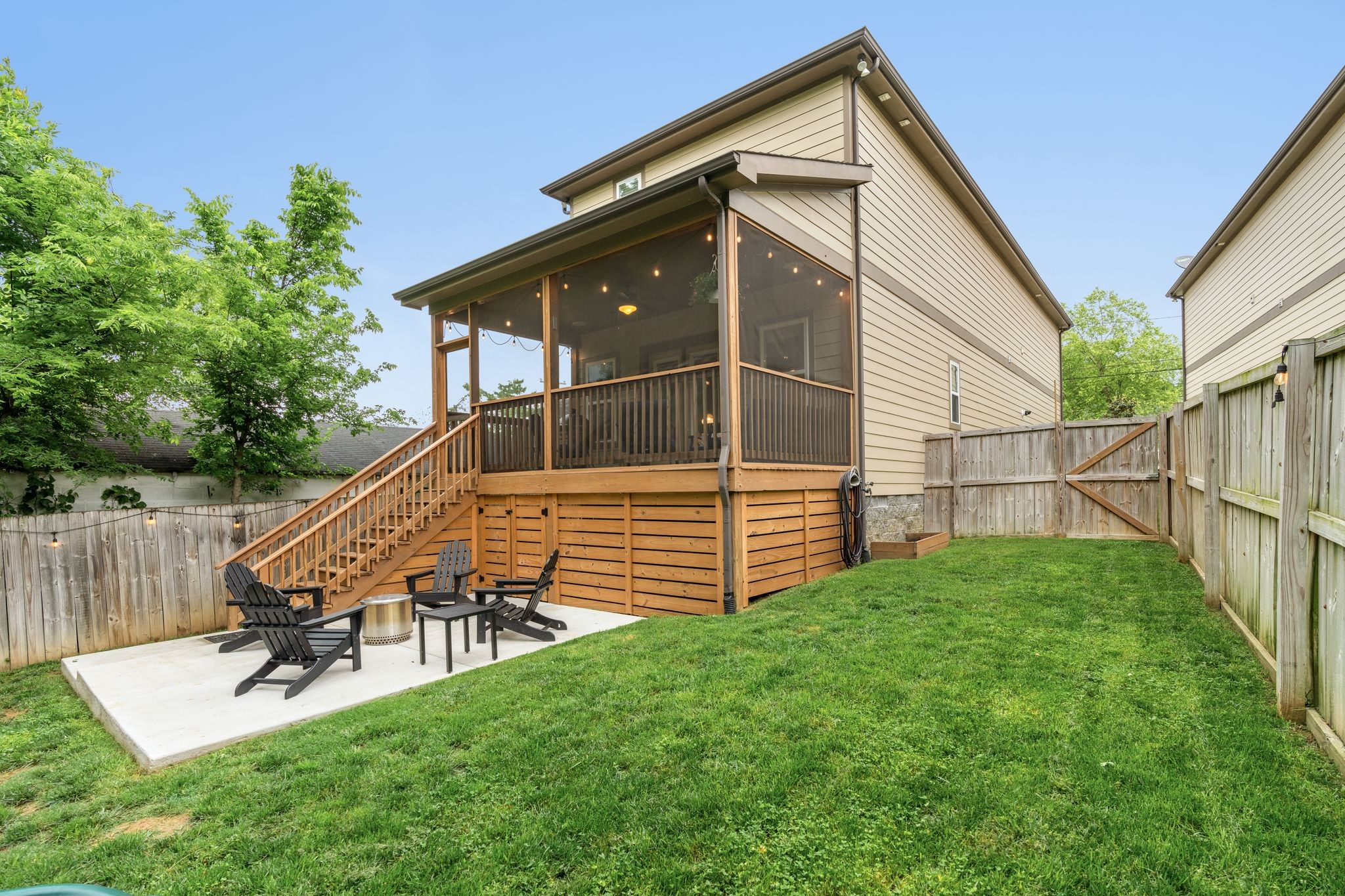 417B W Bend Dr