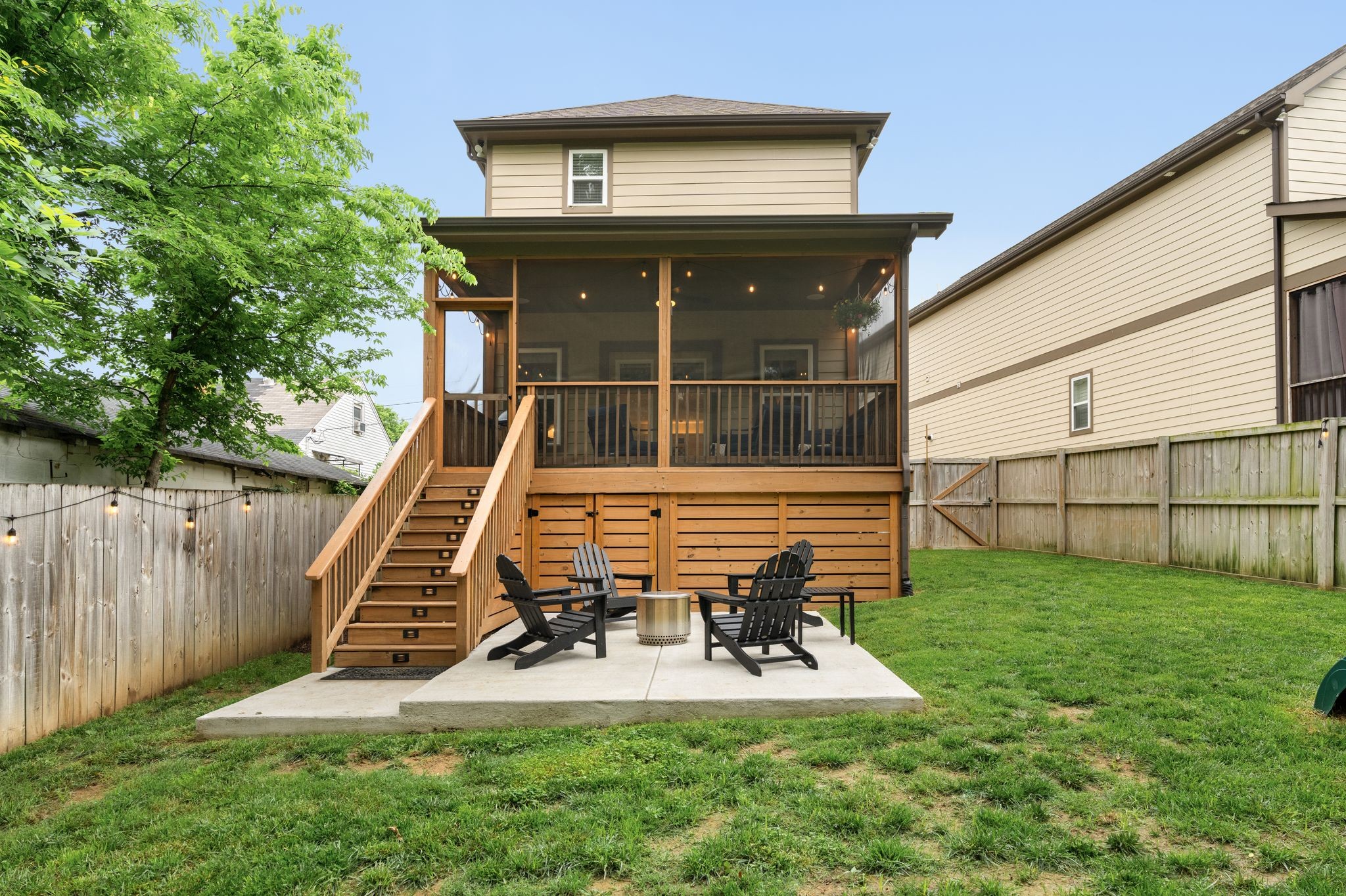 417B W Bend Dr