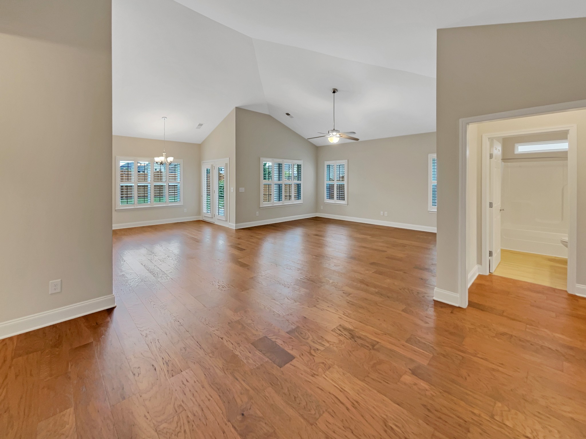 1326 Whispering Oaks Dr Unit: 693