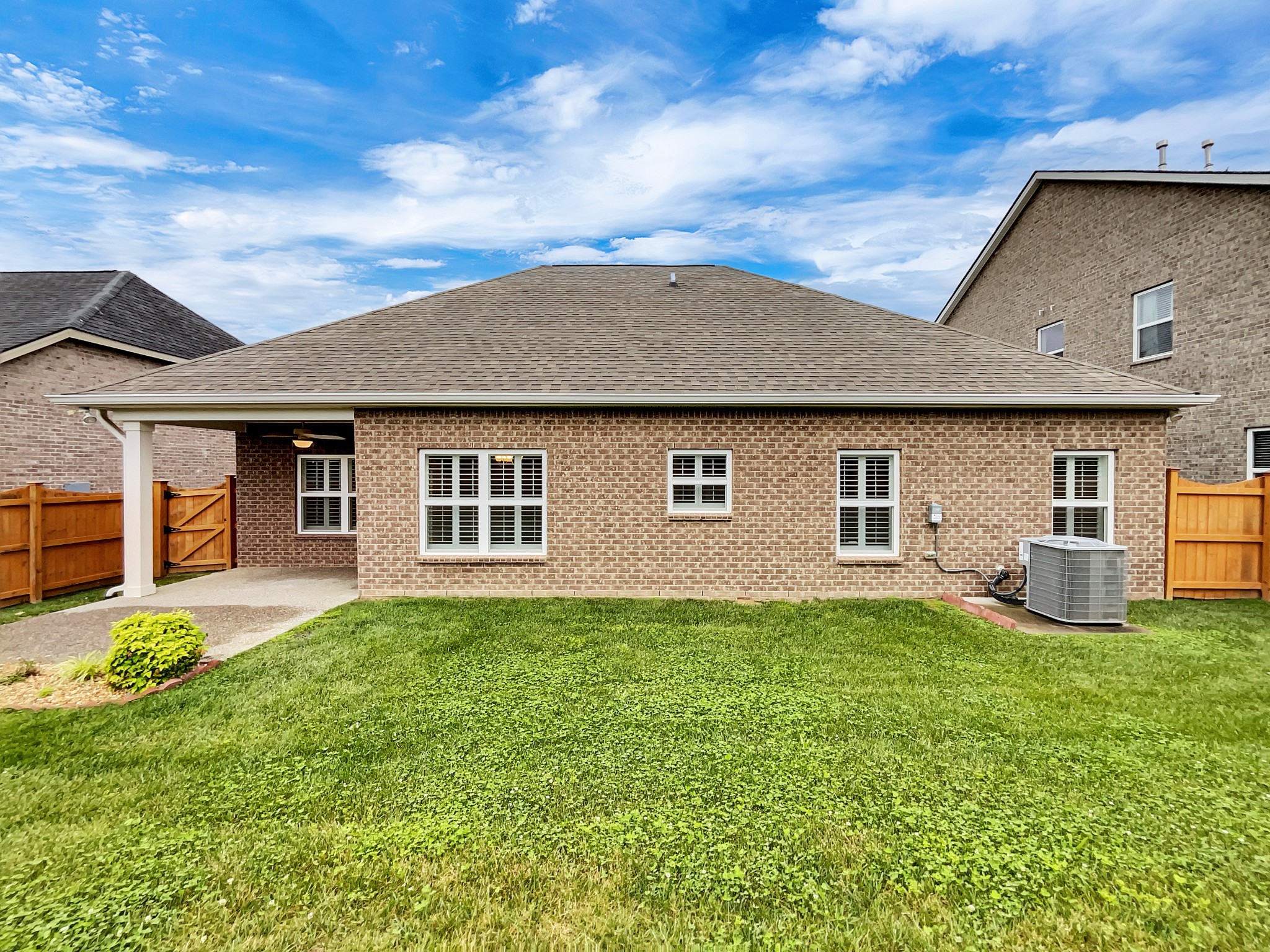 1326 Whispering Oaks Dr Unit: 693