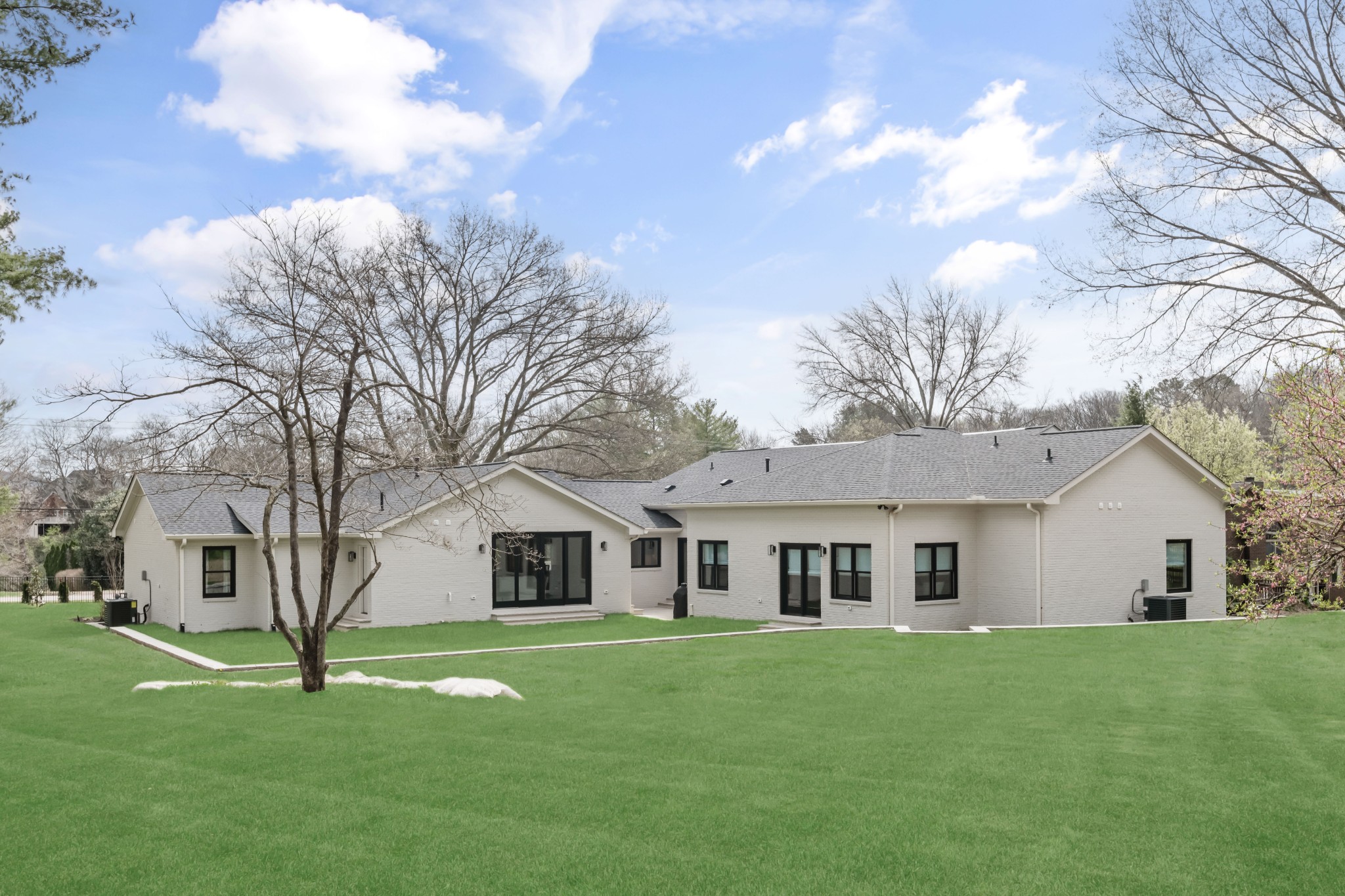 5669 Cloverland Dr