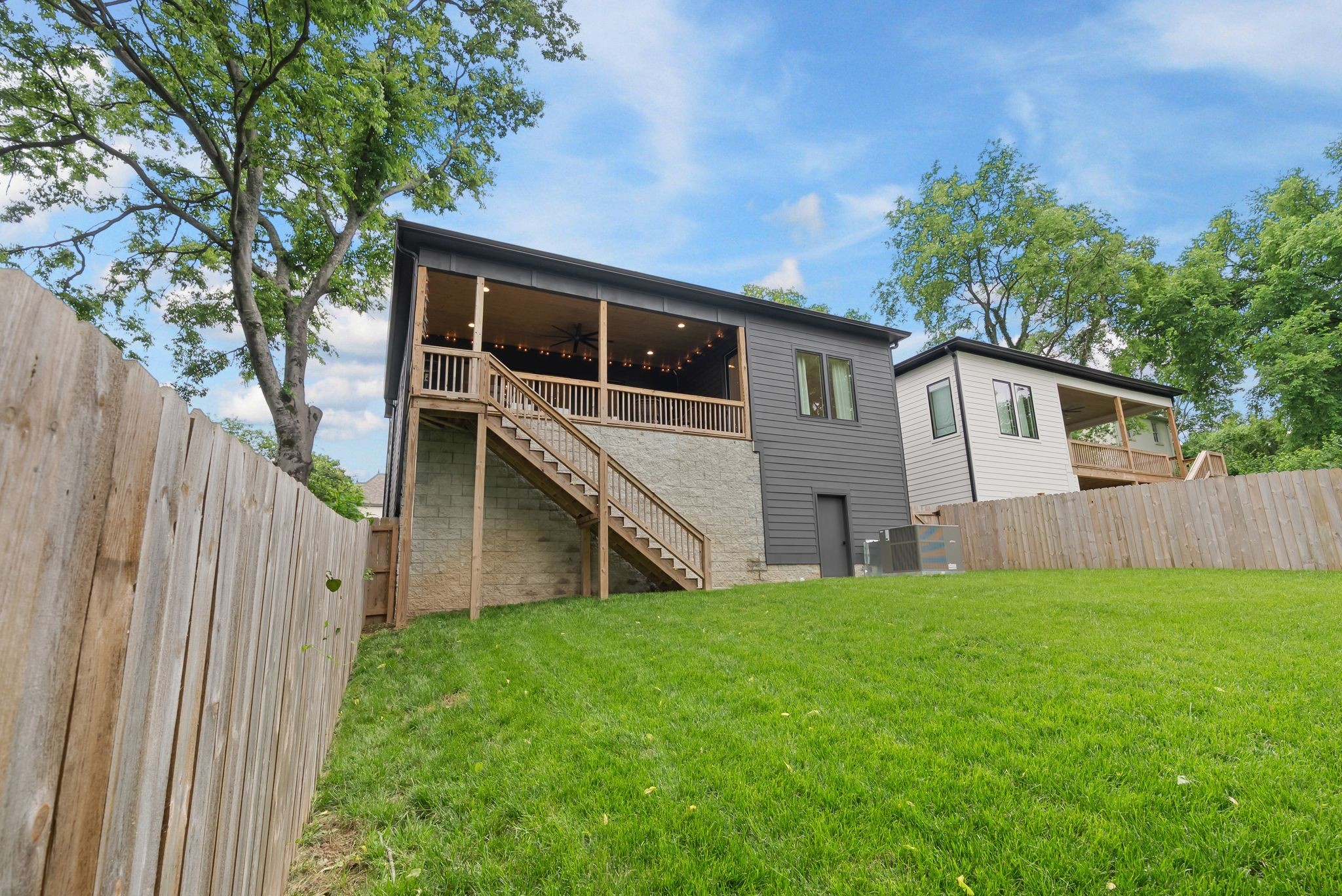 3733 Estes Rd
