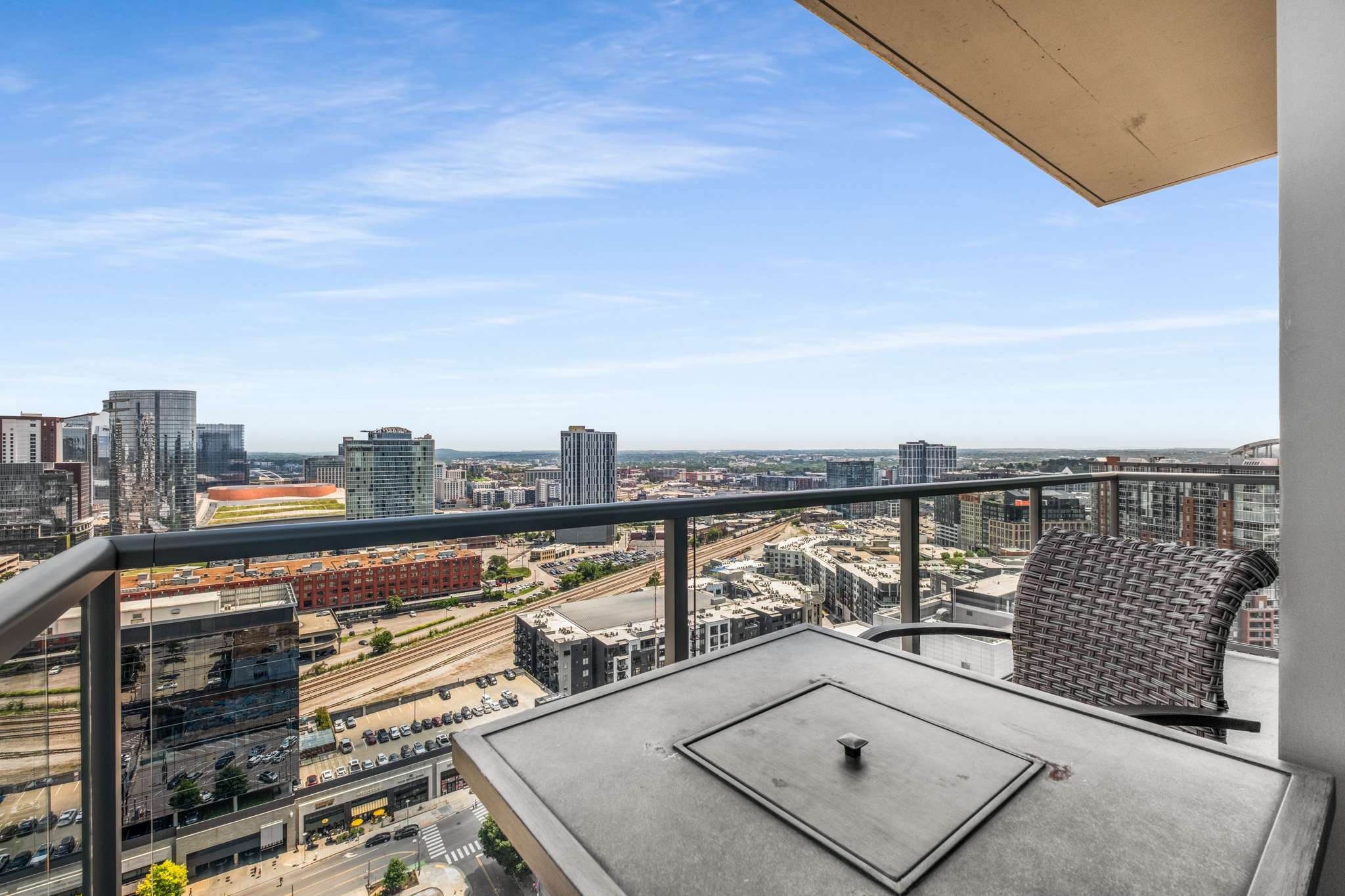 1212 Laurel St Unit: 2202