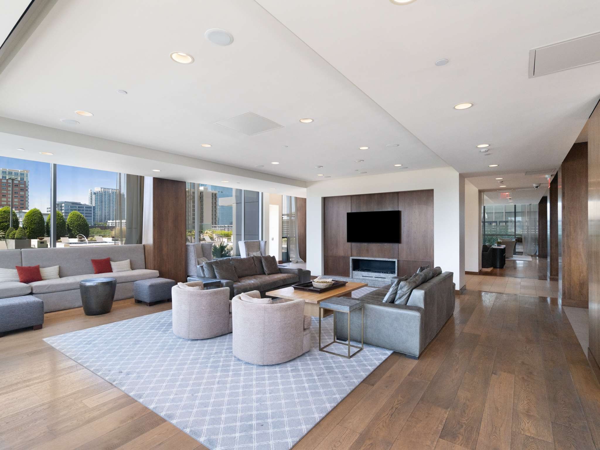 1212 Laurel St Unit: 2202