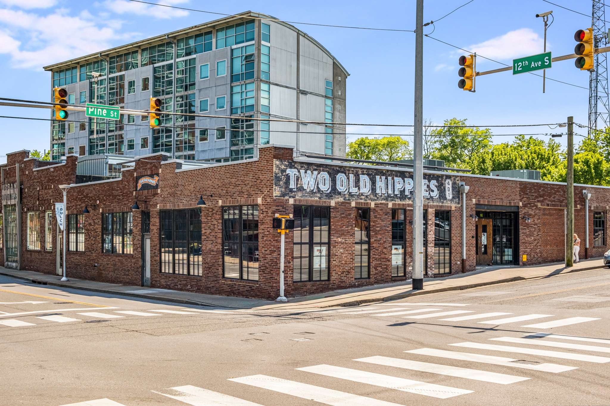 1212 Laurel St Unit: 2202