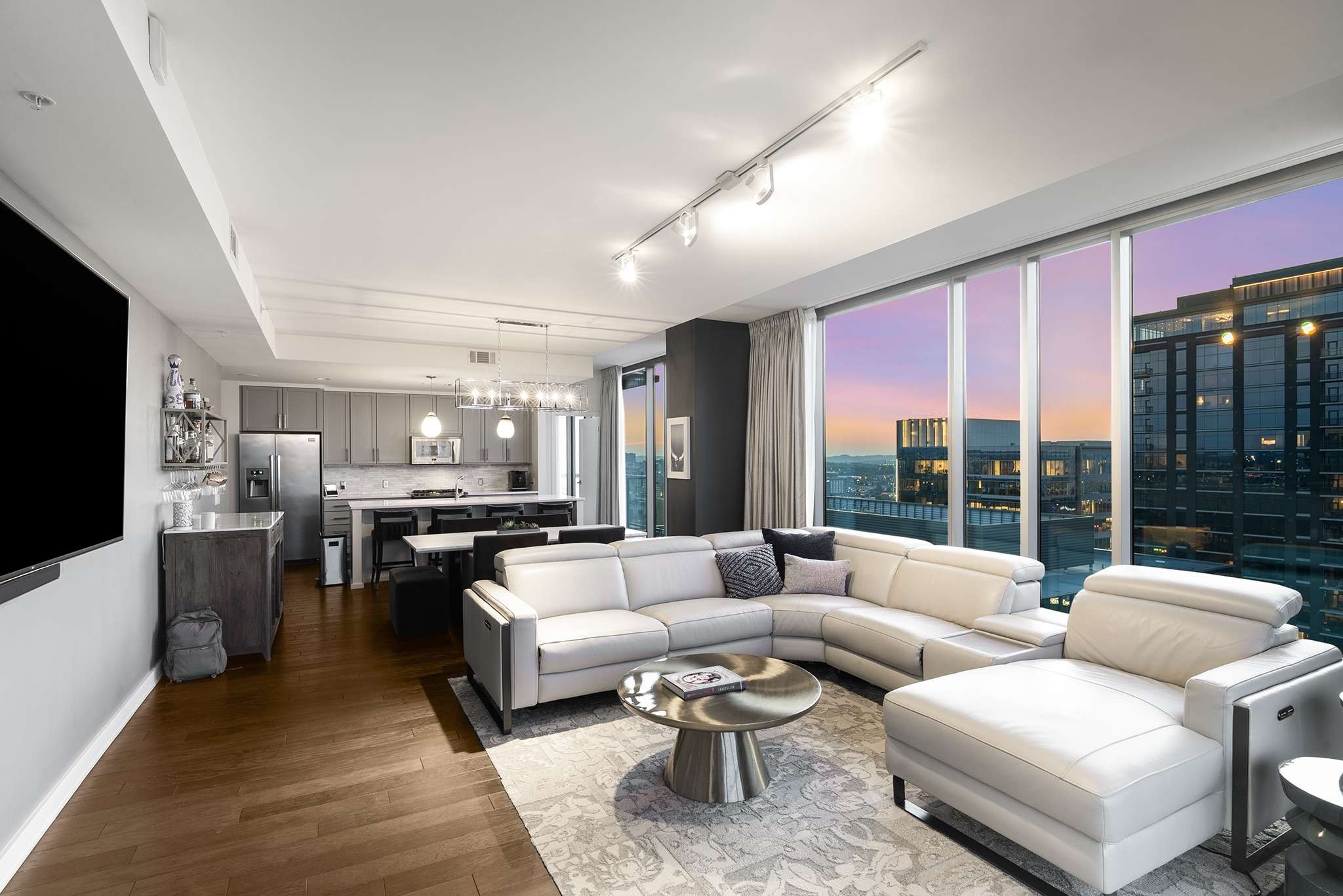 1212 Laurel St Unit: 2202