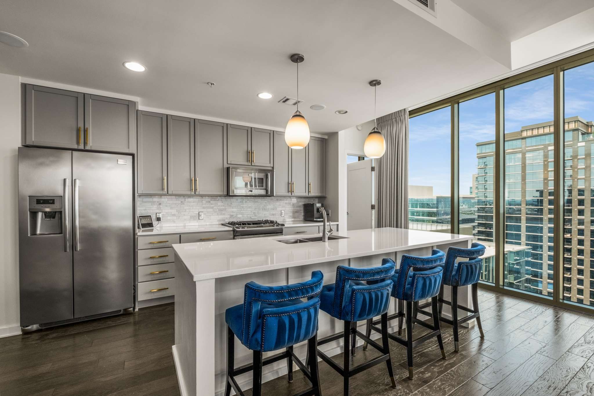 1212 Laurel St Unit: 2202