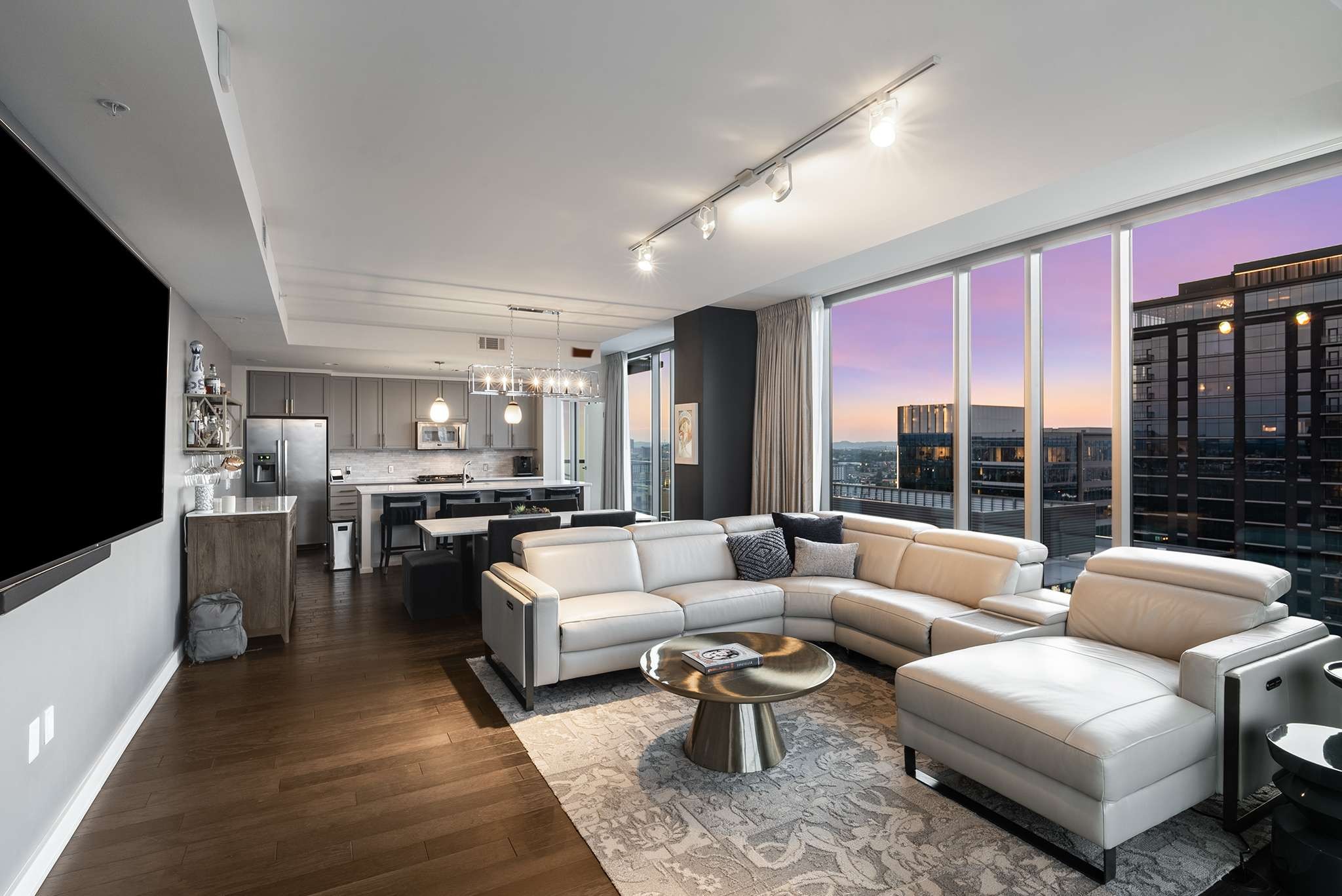 1212 Laurel St Unit: 2202