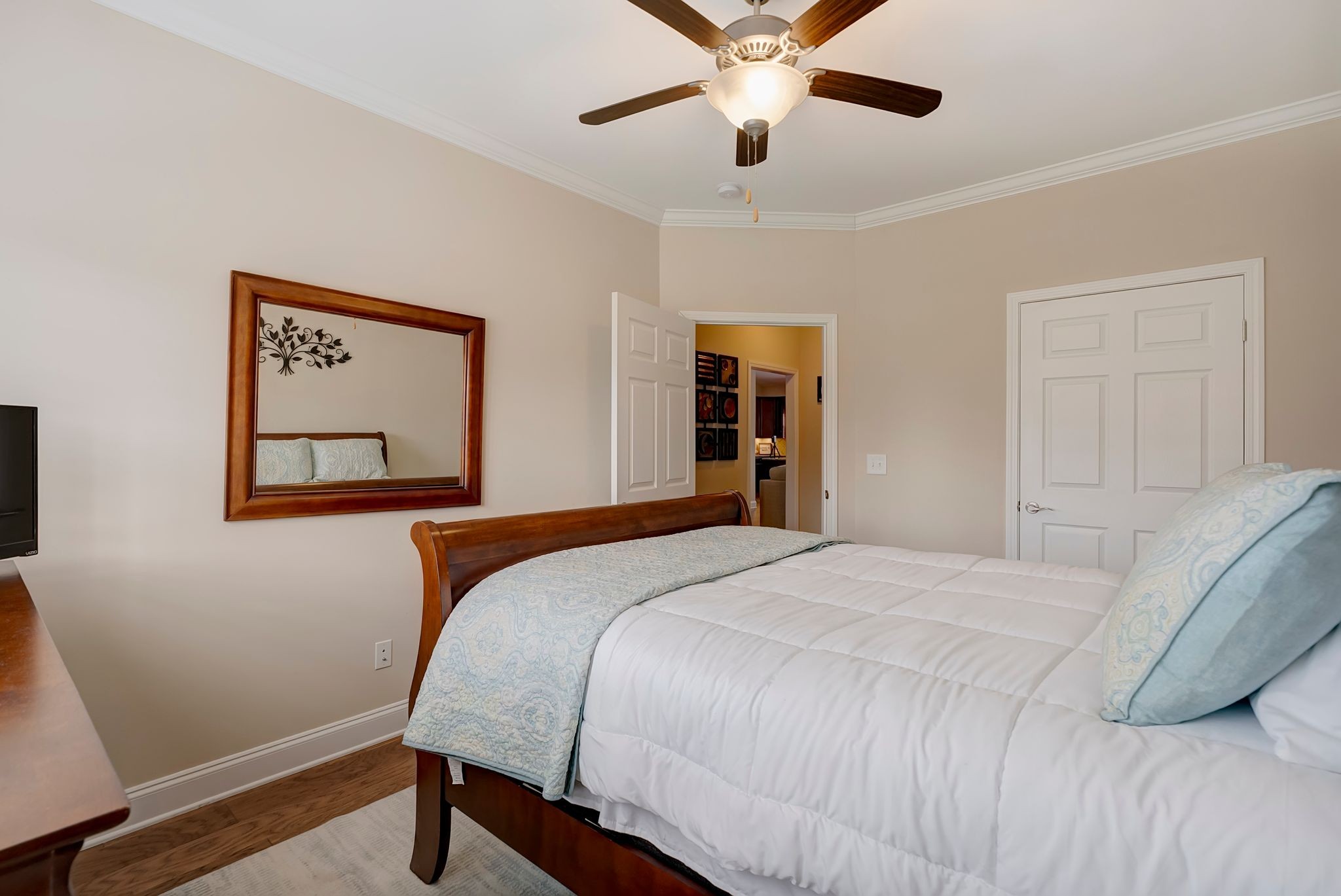 1326 Whispering Oaks Dr