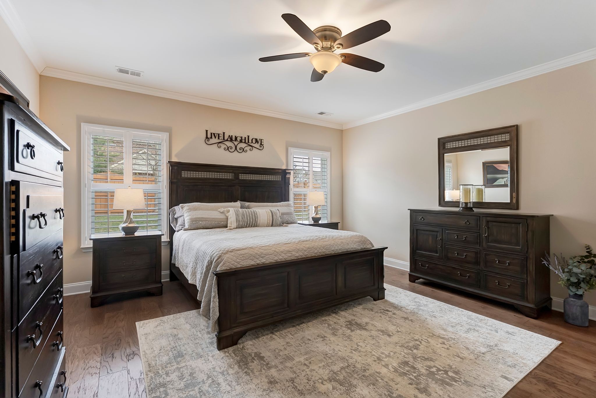 1326 Whispering Oaks Dr