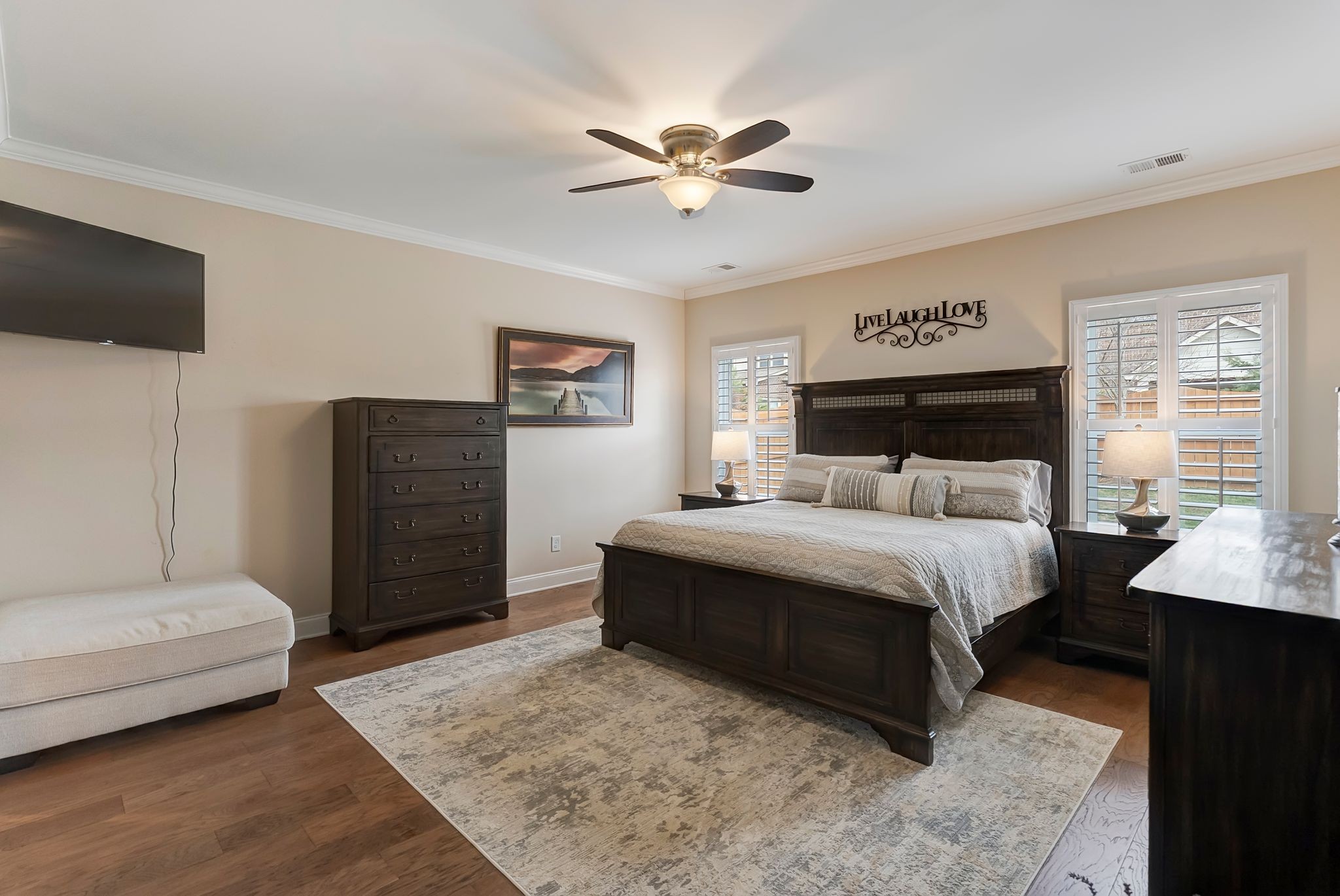 1326 Whispering Oaks Dr