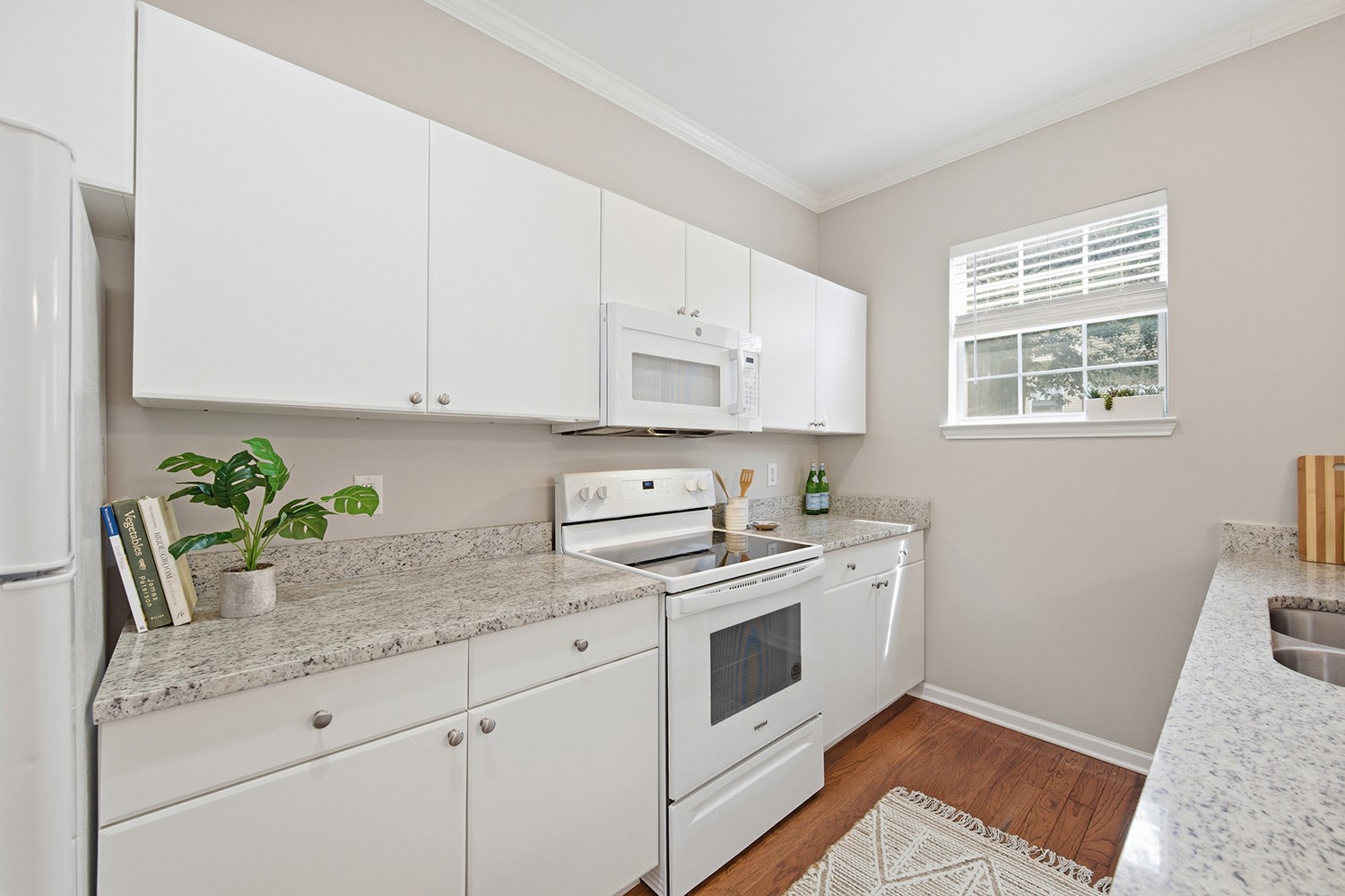 3161 Parthenon Ave Unit: 103