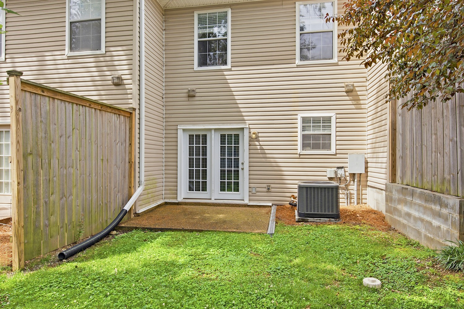 3161 Parthenon Ave Unit: 103