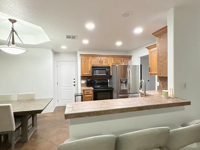 430 Summit Ridge DR N